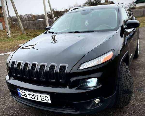 Чорний Джип Cherokee, об'ємом двигуна 2.36 л та пробігом 158 тис. км за 13000 $, фото 1 на Automoto.ua