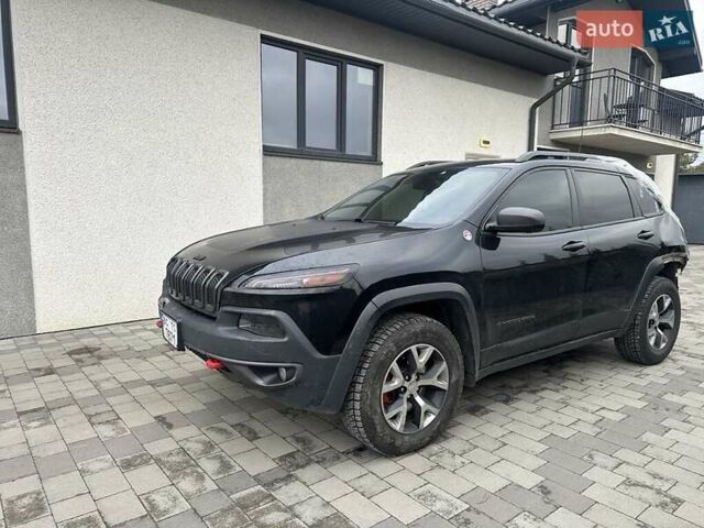 Чорний Джип Cherokee, об'ємом двигуна 3.24 л та пробігом 232 тис. км за 7700 $, фото 1 на Automoto.ua