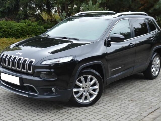 Черный Джип Чероки, объемом двигателя 2.4 л и пробегом 126 тыс. км за 9000 $, фото 1 на Automoto.ua