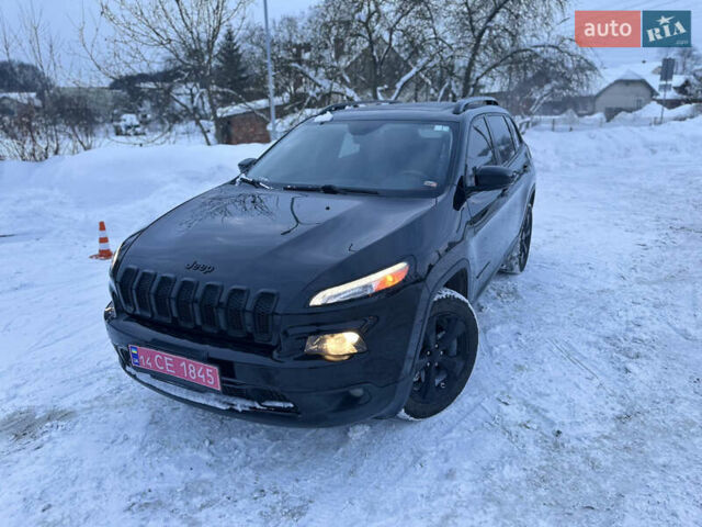 Чорний Джип Cherokee, об'ємом двигуна 2.4 л та пробігом 198 тис. км за 12800 $, фото 1 на Automoto.ua