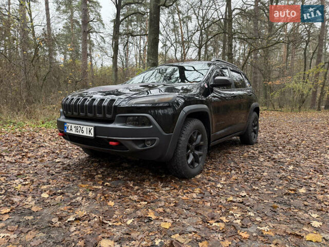 Черный Джип Чероки, объемом двигателя 3.2 л и пробегом 145 тыс. км за 15500 $, фото 1 на Automoto.ua