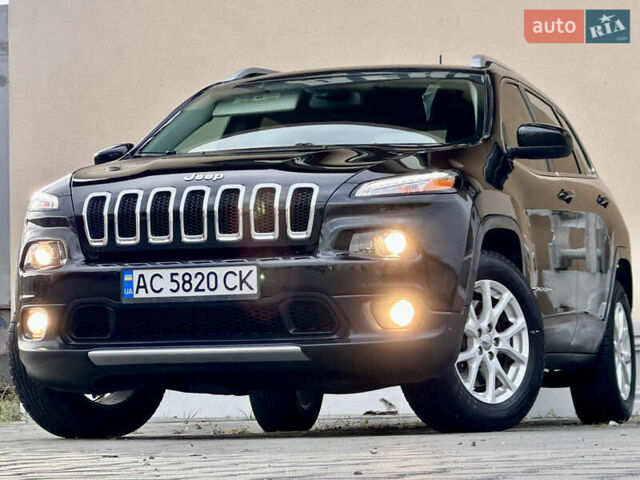 Джип Чероки 2016 в Дрогобыче на Automoto.ua Черный Джип Чероки, объемом двигателя 2.36 л и пробегом 92 тыс. км за 13250 $, фото 1 на Automoto.ua