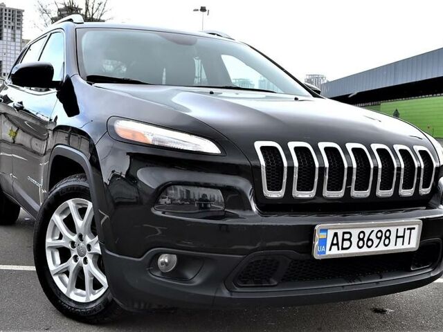 Чорний Джип Cherokee, об'ємом двигуна 2.4 л та пробігом 70 тис. км за 15999 $, фото 1 на Automoto.ua