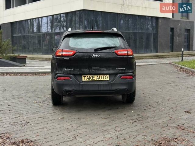 Черный Джип Чероки, объемом двигателя 2.36 л и пробегом 160 тыс. км за 11300 $, фото 1 на Automoto.ua