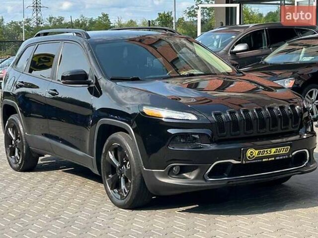 Черный Джип Чероки, объемом двигателя 2.4 л и пробегом 138 тыс. км за 14000 $, фото 1 на Automoto.ua