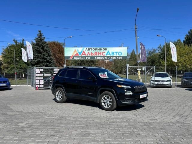 Чорний Джип Cherokee, об'ємом двигуна 3.3 л та пробігом 120 тис. км за 14500 $, фото 1 на Automoto.ua
