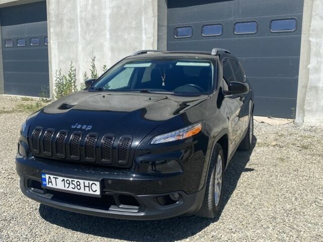 Чорний Джип Cherokee, об'ємом двигуна 2.4 л та пробігом 108 тис. км за 12750 $, фото 1 на Automoto.ua