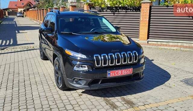 Чорний Джип Cherokee, об'ємом двигуна 2.4 л та пробігом 144 тис. км за 10000 $, фото 1 на Automoto.ua