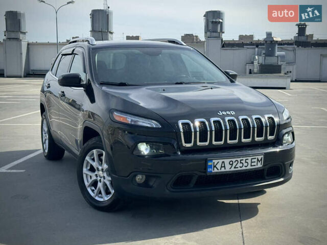 Черный Джип Чероки, объемом двигателя 2.36 л и пробегом 110 тыс. км за 15000 $, фото 1 на Automoto.ua