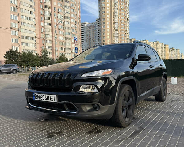 Черный Джип Чероки, объемом двигателя 3.24 л и пробегом 170 тыс. км за 15500 $, фото 1 на Automoto.ua
