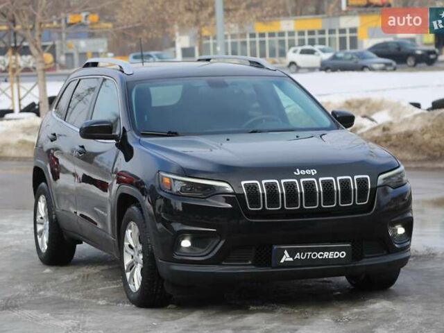 Чорний Джип Cherokee, об'ємом двигуна 2.36 л та пробігом 181 тис. км за 14900 $, фото 1 на Automoto.ua