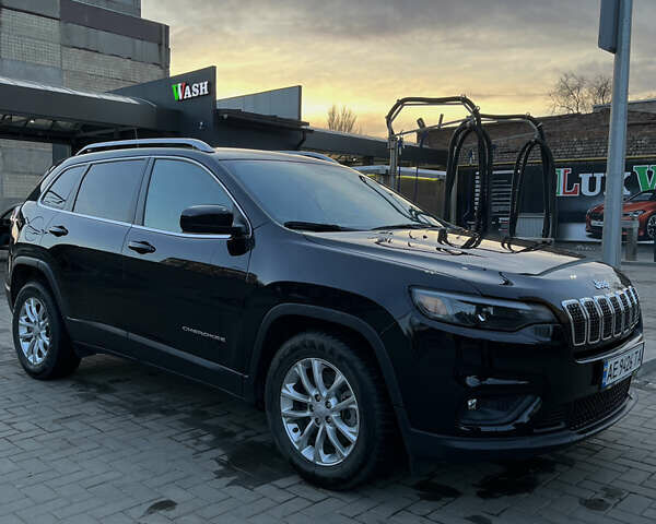 Чорний Джип Cherokee, об'ємом двигуна 2.4 л та пробігом 50 тис. км за 19000 $, фото 1 на Automoto.ua