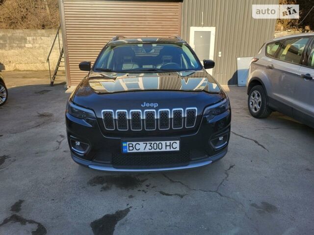 Чорний Джип Cherokee, об'ємом двигуна 3.2 л та пробігом 124 тис. км за 17000 $, фото 1 на Automoto.ua