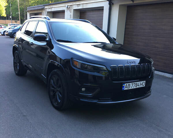 Чорний Джип Cherokee, об'ємом двигуна 1.99 л та пробігом 61 тис. км за 19300 $, фото 1 на Automoto.ua