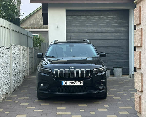 Чорний Джип Cherokee, об'ємом двигуна 2.36 л та пробігом 120 тис. км за 16700 $, фото 1 на Automoto.ua