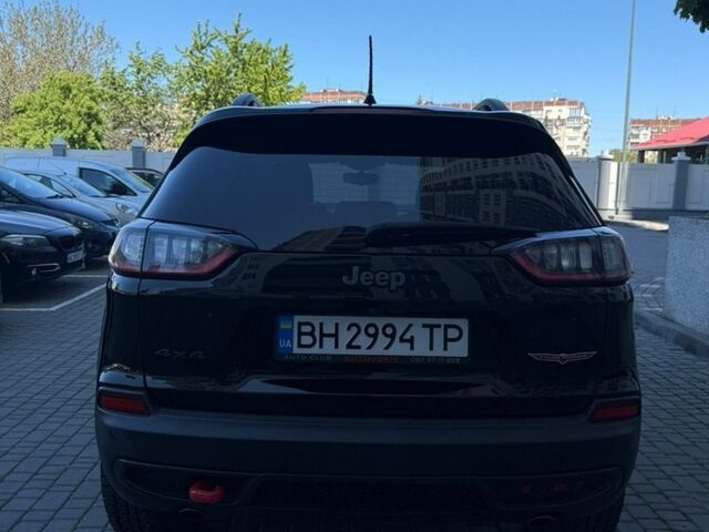 Чорний Джип Cherokee, об'ємом двигуна 3.24 л та пробігом 173 тис. км за 18999 $, фото 1 на Automoto.ua