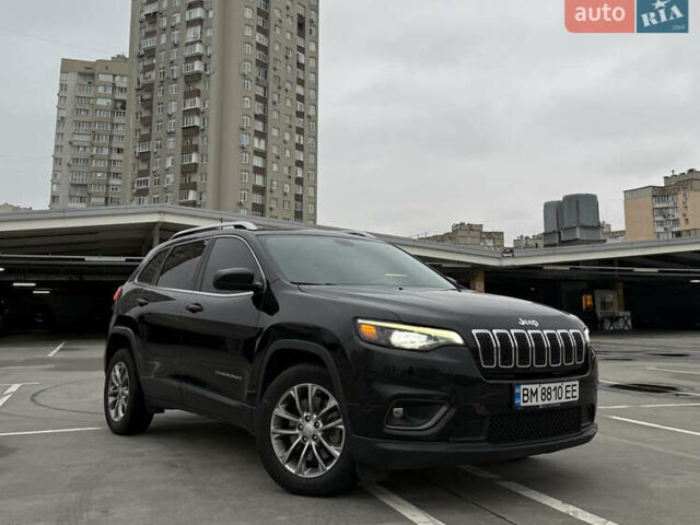 Черный Джип Чероки, объемом двигателя 2.36 л и пробегом 70 тыс. км за 13300 $, фото 1 на Automoto.ua