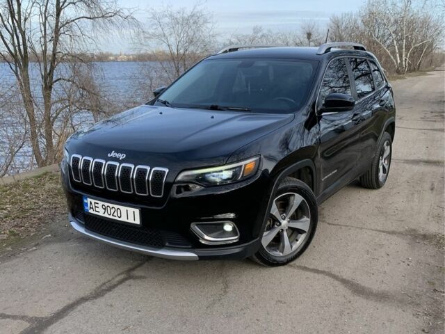 Чорний Джип Cherokee, об'ємом двигуна 2.4 л та пробігом 140 тис. км за 17900 $, фото 1 на Automoto.ua