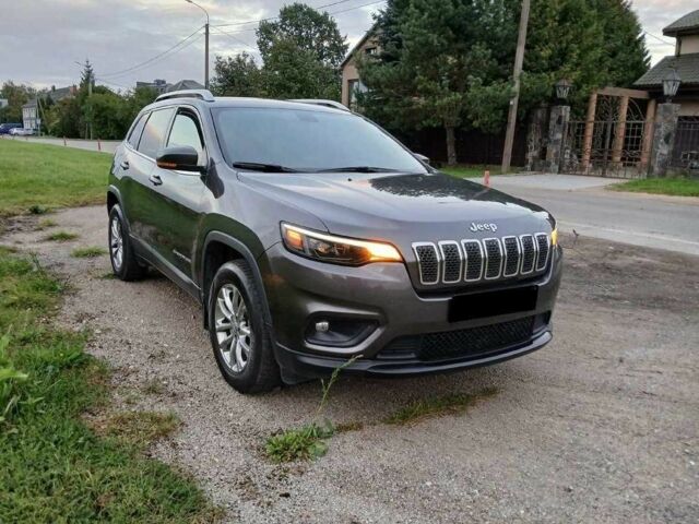 Черный Джип Чероки, объемом двигателя 0 л и пробегом 92 тыс. км за 10100 $, фото 1 на Automoto.ua