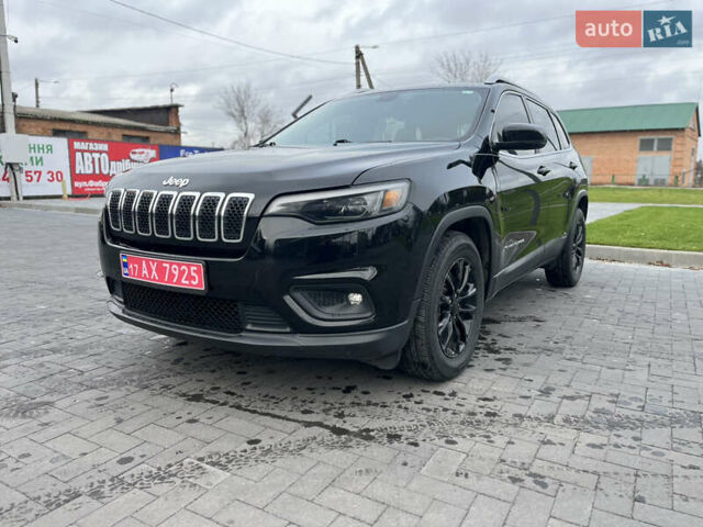 Чорний Джип Cherokee, об'ємом двигуна 3.24 л та пробігом 172 тис. км за 14999 $, фото 1 на Automoto.ua