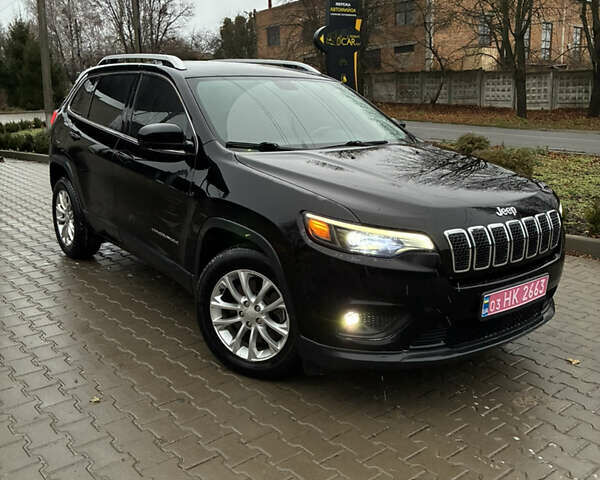 Черный Джип Чероки, объемом двигателя 0 л и пробегом 122 тыс. км за 15500 $, фото 1 на Automoto.ua