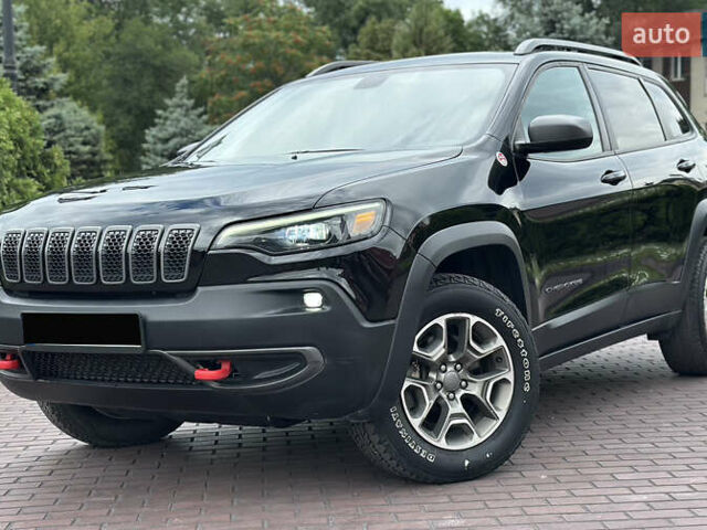 Чорний Джип Cherokee, об'ємом двигуна 3.24 л та пробігом 91 тис. км за 18200 $, фото 1 на Automoto.ua