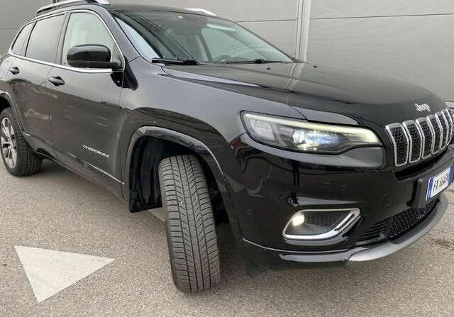Чорний Джип Cherokee, об'ємом двигуна 2.2 л та пробігом 119 тис. км за 12000 $, фото 1 на Automoto.ua