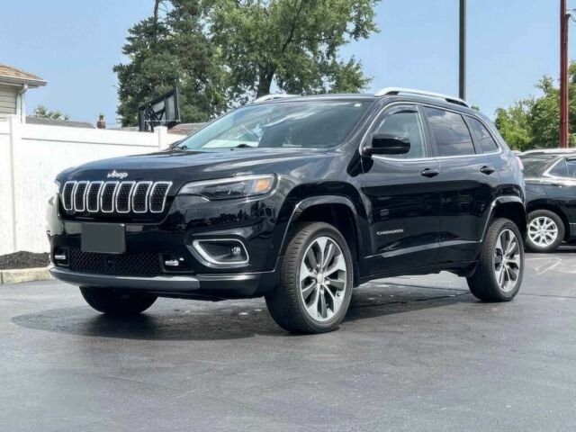 Чорний Джип Cherokee, об'ємом двигуна 2 л та пробігом 50 тис. км за 16400 $, фото 1 на Automoto.ua