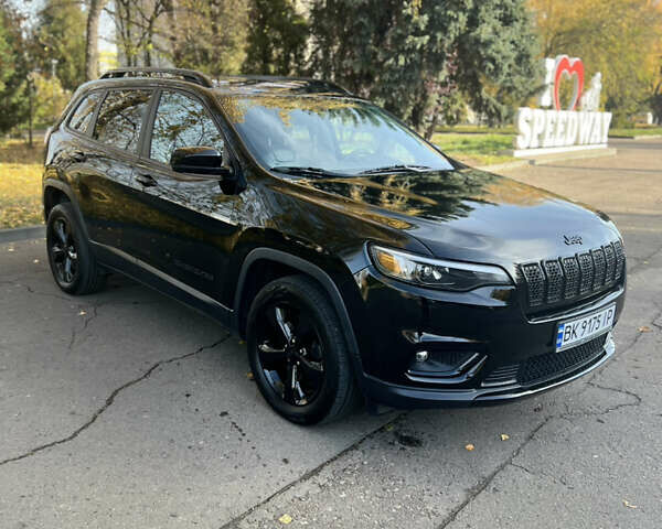 Черный Джип Чероки, объемом двигателя 2.36 л и пробегом 152 тыс. км за 15150 $, фото 1 на Automoto.ua