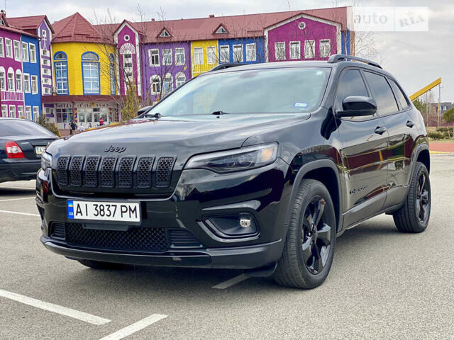 Чорний Джип Cherokee, об'ємом двигуна 2.36 л та пробігом 81 тис. км за 20200 $, фото 1 на Automoto.ua