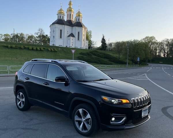 Чорний Джип Cherokee, об'ємом двигуна 3.24 л та пробігом 46 тис. км за 18500 $, фото 1 на Automoto.ua