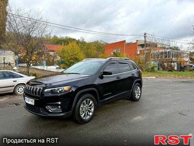 Чорний Джип Cherokee, об'ємом двигуна 3.2 л та пробігом 78 тис. км за 18500 $, фото 1 на Automoto.ua