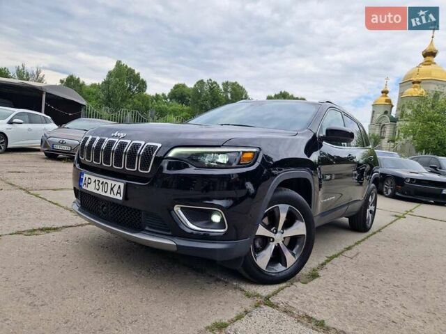 Чорний Джип Cherokee, об'ємом двигуна 3.2 л та пробігом 74 тис. км за 19500 $, фото 1 на Automoto.ua