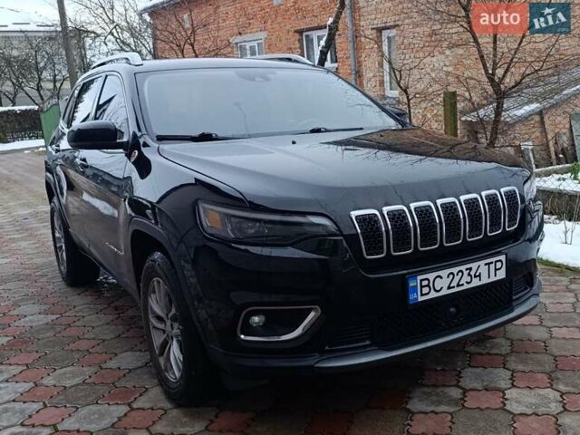 Черный Джип Чероки, объемом двигателя 2.36 л и пробегом 116 тыс. км за 16300 $, фото 1 на Automoto.ua