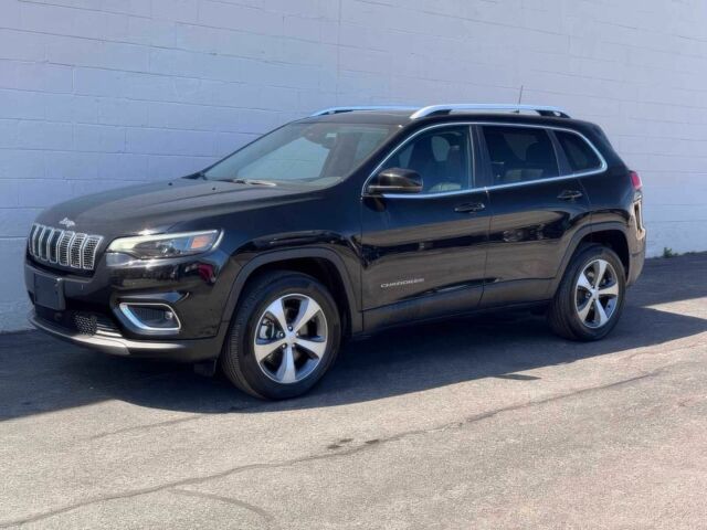 Чорний Джип Cherokee, об'ємом двигуна 3.2 л та пробігом 29 тис. км за 5000 $, фото 1 на Automoto.ua