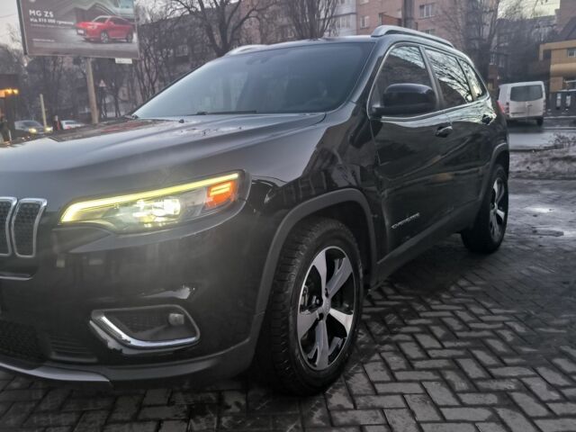 Чорний Джип Cherokee, об'ємом двигуна 3.2 л та пробігом 149 тис. км за 19300 $, фото 1 на Automoto.ua