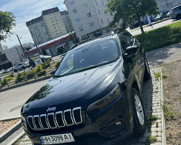 Чорний Джип Cherokee, об'ємом двигуна 3.24 л та пробігом 84 тис. км за 18700 $, фото 1 на Automoto.ua