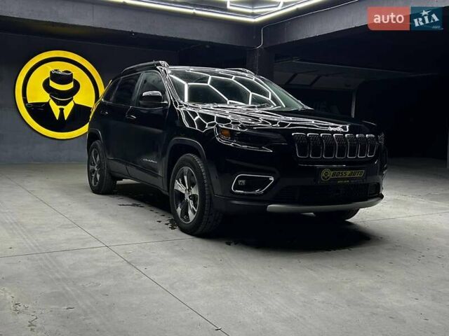 Чорний Джип Cherokee, об'ємом двигуна 3.2 л та пробігом 9 тис. км за 26000 $, фото 1 на Automoto.ua