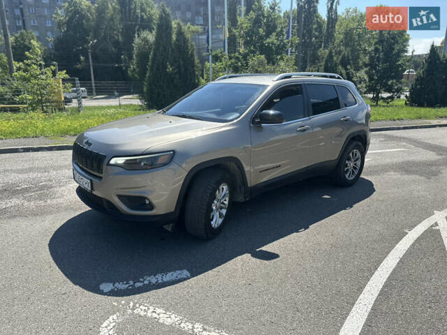 Коричневий Джип Cherokee, об'ємом двигуна 3.24 л та пробігом 90 тис. км за 16400 $, фото 1 на Automoto.ua