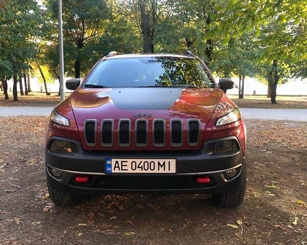 Червоний Джип Cherokee, об'ємом двигуна 3.2 л та пробігом 135 тис. км за 17777 $, фото 1 на Automoto.ua