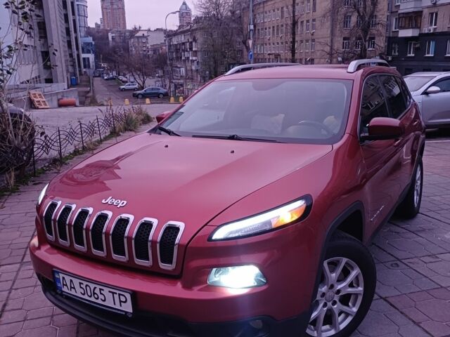 Червоний Джип Cherokee, об'ємом двигуна 2.4 л та пробігом 127 тис. км за 12000 $, фото 1 на Automoto.ua