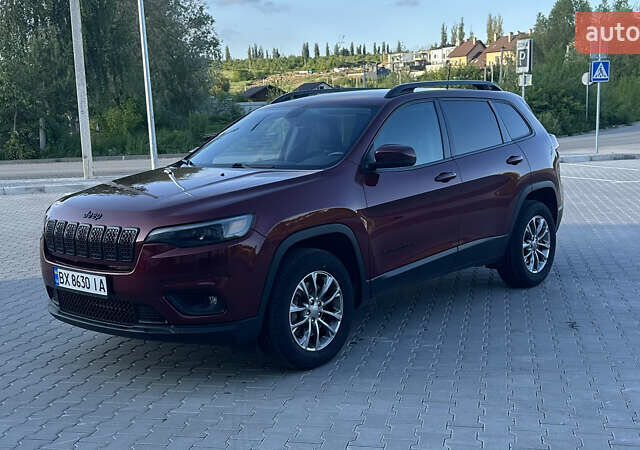 Червоний Джип Cherokee, об'ємом двигуна 3.24 л та пробігом 160 тис. км за 19300 $, фото 1 на Automoto.ua