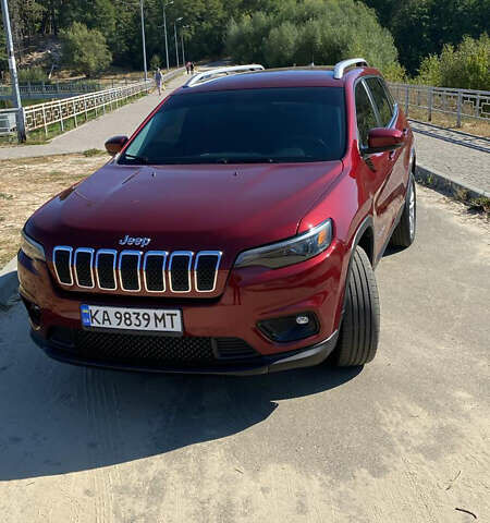 Джип Чероки 2018 в Киеве на Automoto.ua Красный Джип Чероки, объемом двигателя 2.36 л и пробегом 62 тыс. км за 15500 $, фото 1 на Automoto.ua