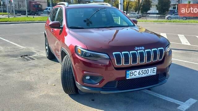 Красный Джип Чероки, объемом двигателя 3.2 л и пробегом 153 тыс. км за 16600 $, фото 1 на Automoto.ua