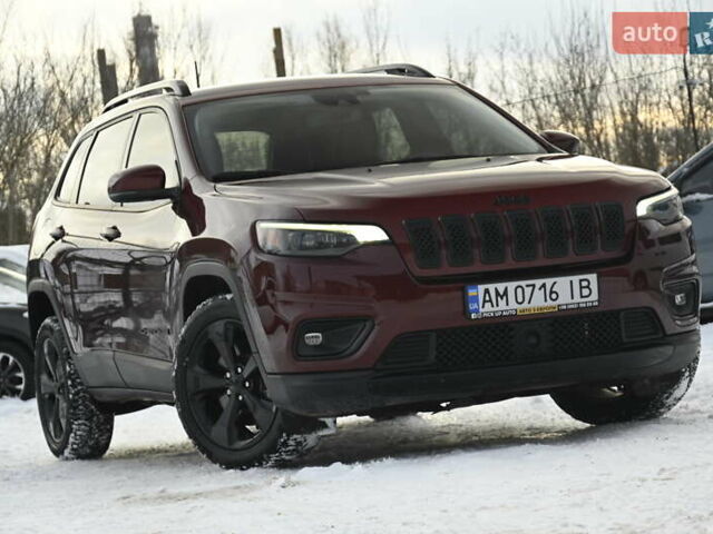 Червоний Джип Cherokee, об'ємом двигуна 2.36 л та пробігом 58 тис. км за 17999 $, фото 1 на Automoto.ua