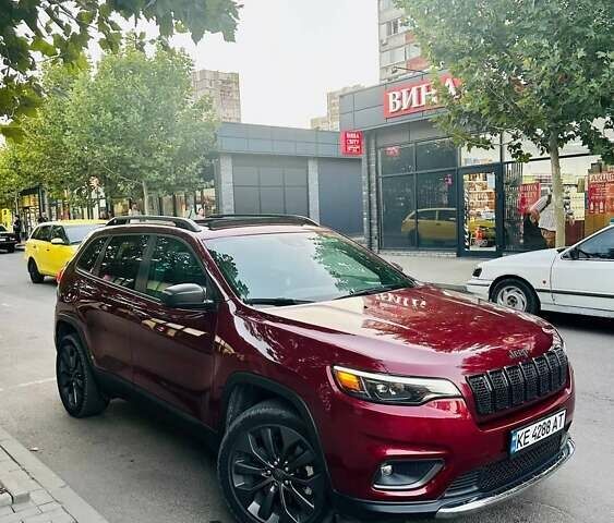 Червоний Джип Cherokee, об'ємом двигуна 3.24 л та пробігом 71 тис. км за 18999 $, фото 1 на Automoto.ua