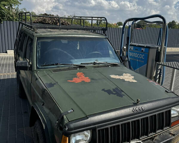 Джип Чероки, объемом двигателя 2.5 л и пробегом 350 тыс. км за 4500 $, фото 1 на Automoto.ua