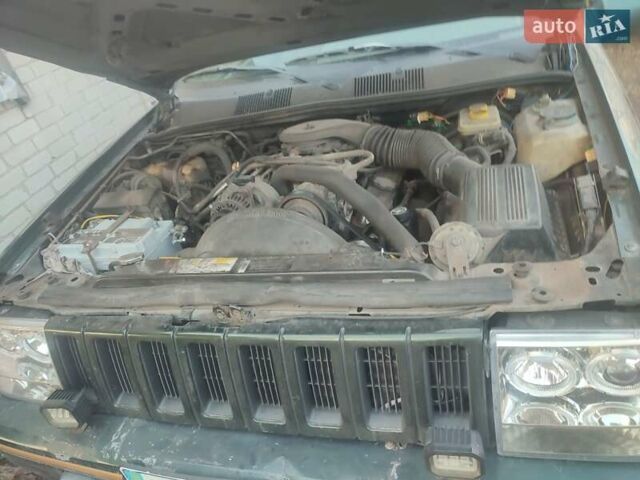 Джип Cherokee, об'ємом двигуна 5.2 л та пробігом 250 тис. км за 2400 $, фото 1 на Automoto.ua