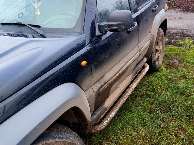 Джип Cherokee, об'ємом двигуна 2.8 л та пробігом 252 тис. км за 5200 $, фото 1 на Automoto.ua