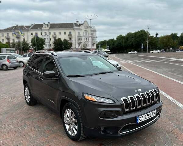 Джип Cherokee, об'ємом двигуна 2.36 л та пробігом 152 тис. км за 15500 $, фото 1 на Automoto.ua